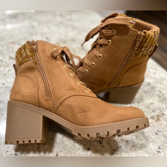 Sun + Stone Brown Lace Up Boots - Picture 8 of 13